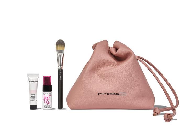 Receive a Complimentary Gift, When You Spend &euro;70 on MAC